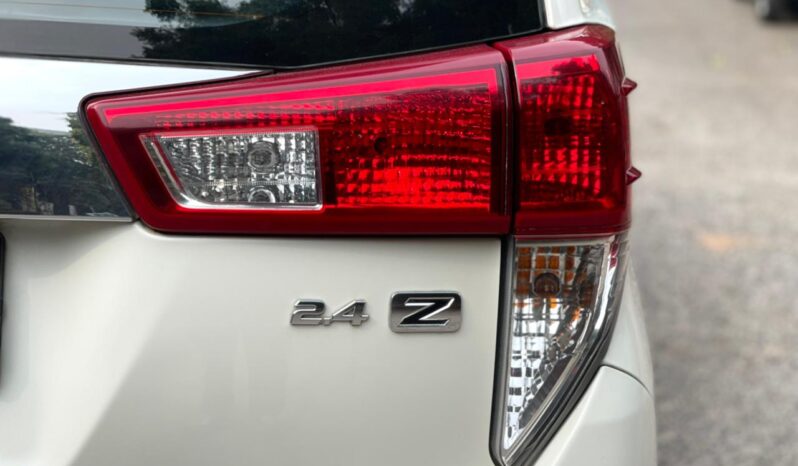 TOYOTA INNOVA CRYSTA ZX full