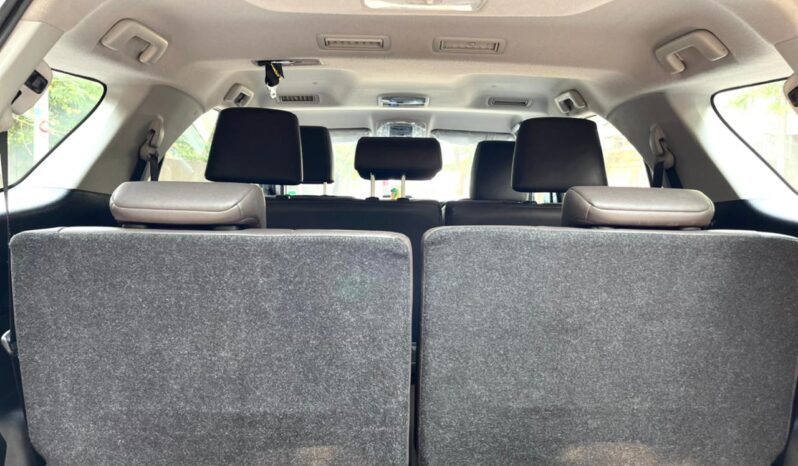 TOYOTA FORTUNER 4X4 full