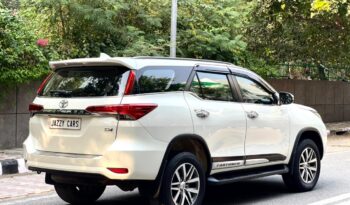 TOYOTA FORTUNER 4X4 full