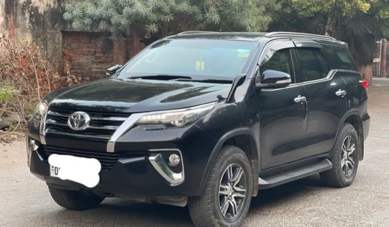 TOYOTA FORTUNER 4X2 BULLETPROOF full