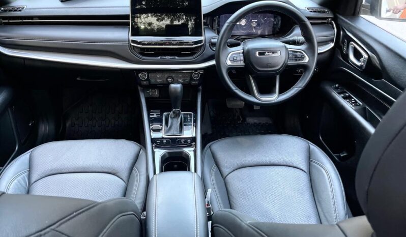 Jeep Compass S(O) 4X4 full