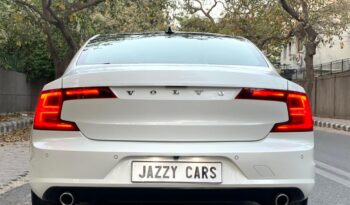 VOLVO S90 MOMENTUM full