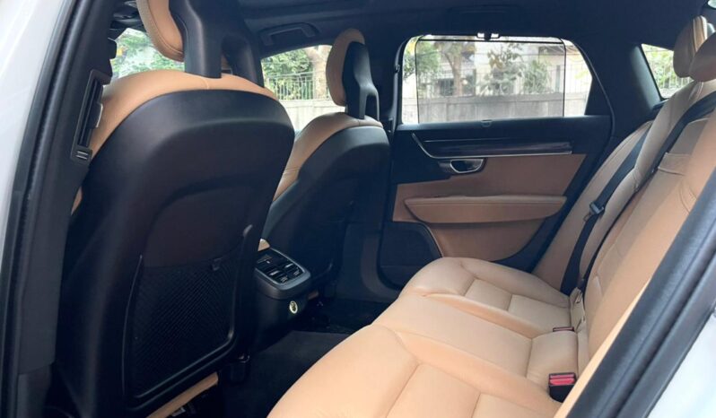 VOLVO S90 MOMENTUM full