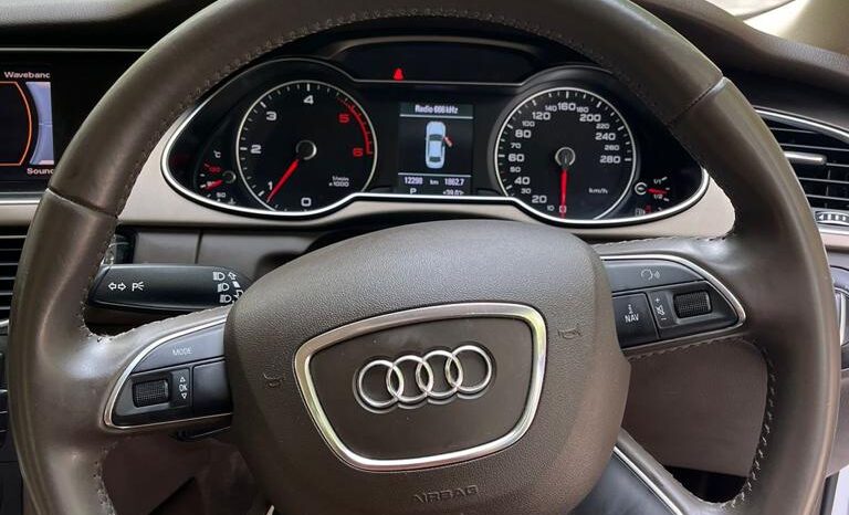 AUDI A4  PREMIUM PLUS full