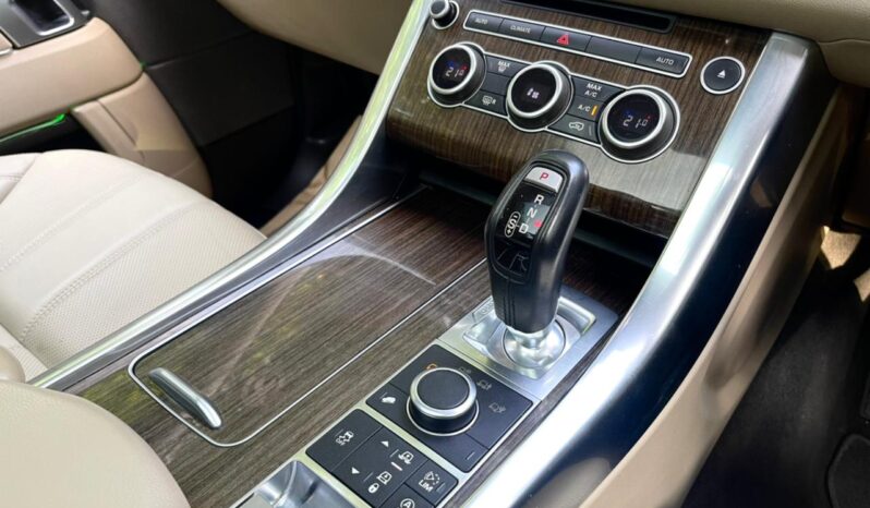 RANGE ROVER SPORTS SE full