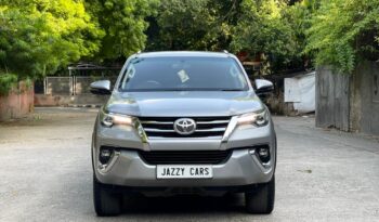 FORTUNER 4X2 full