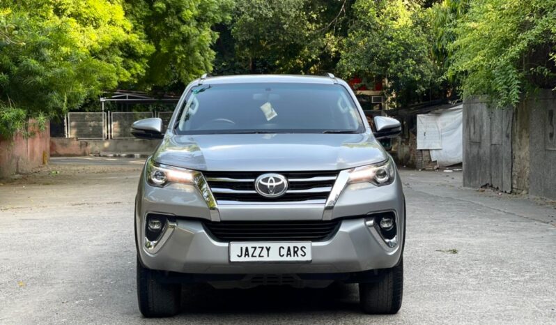 FORTUNER 4X2 full
