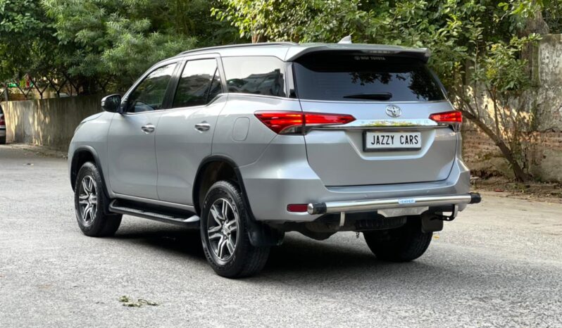 FORTUNER 4X2 full