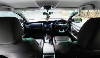 FORTUNER 4X2 full