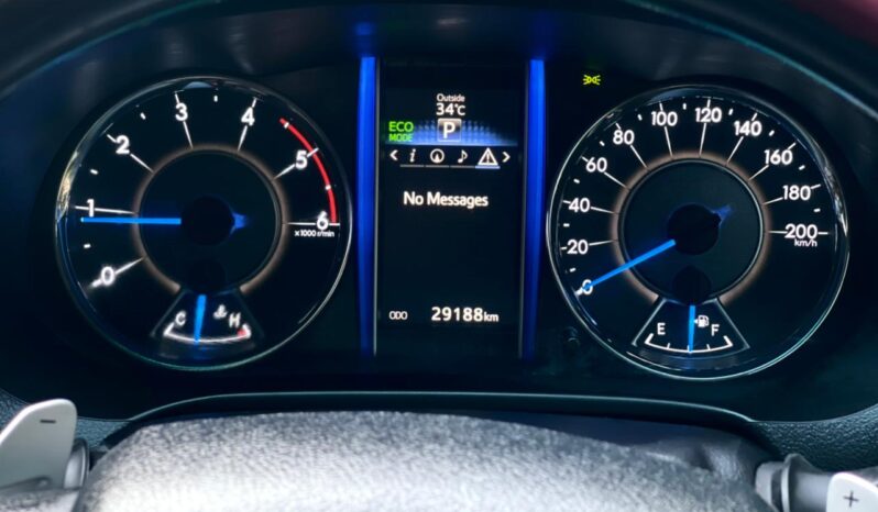 FORTUNER 4X2 full