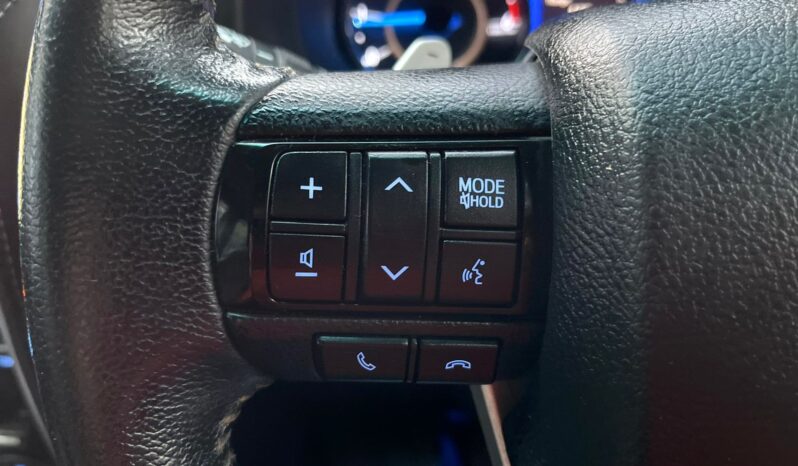 TOYOTA FORTUNER 4X4 full