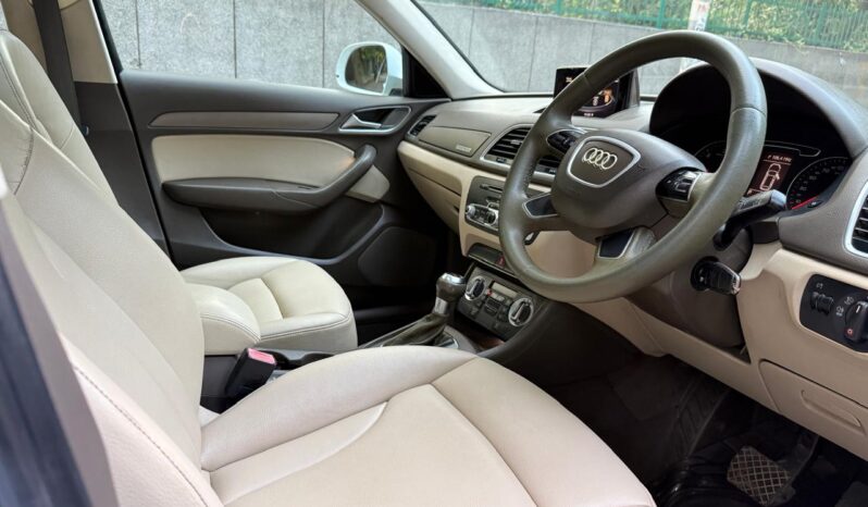 AUDI Q3 2.0 TDI full