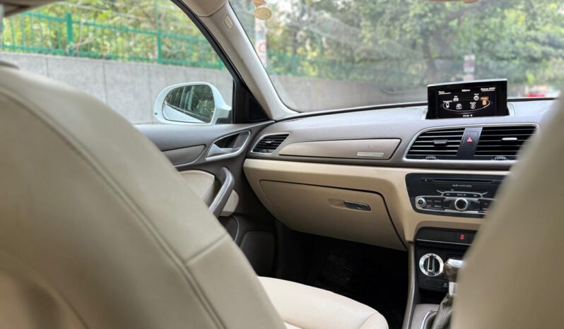 AUDI Q3 2.0 TDI full