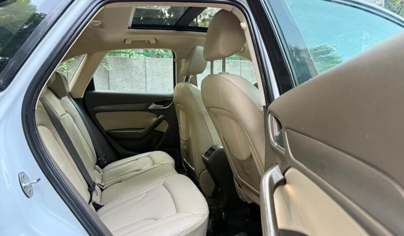 AUDI Q3 2.0 TDI full