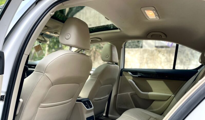 SKODA OCTAVIA ELEGANCE full