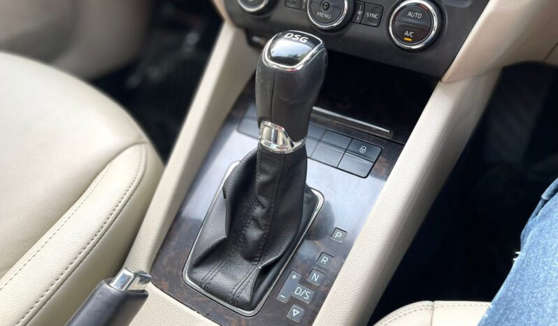 SKODA OCTAVIA ELEGANCE full