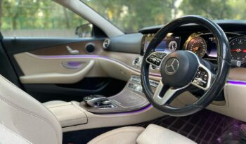 MERCEDES-BENZ E220D EXCLUSIVE full