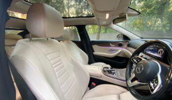 MERCEDES-BENZ E220D EXCLUSIVE full