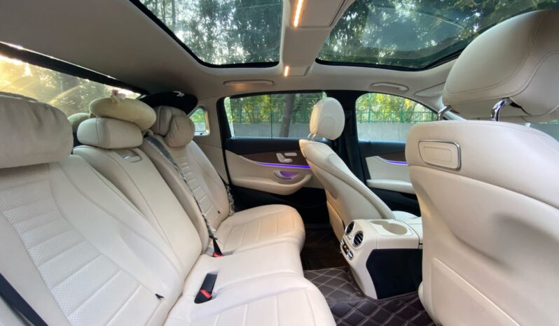 MERCEDES-BENZ E220D EXCLUSIVE full