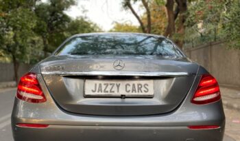 MERCEDES-BENZ E220D EXCLUSIVE full