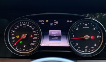 MERCEDES-BENZ E220D EXCLUSIVE full