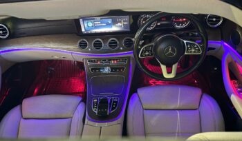 MERCEDES-BENZ E220D EXCLUSIVE full