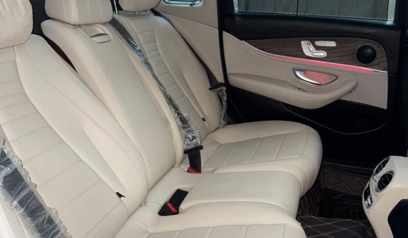 MERCEDES-BENZ E220D EXCLUSIVE full