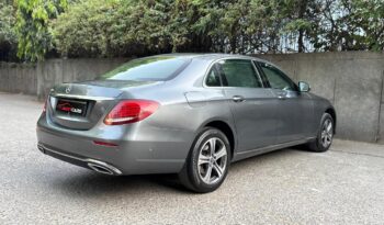 MERCEDES-BENZ E220D EXCLUSIVE full