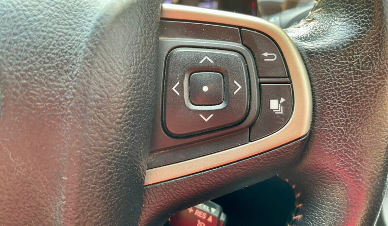 TOYOTA INNOVA CRYSTA Z-2.8 full