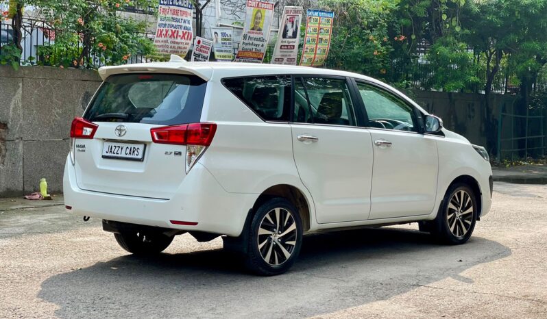 TOYOTA INNOVA CRYSTA 2.7 Z AT full