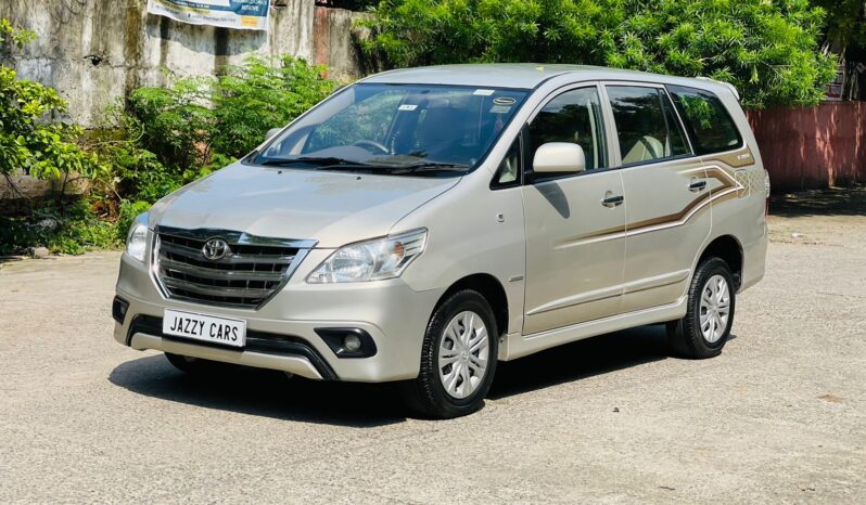TOYOTA INNOVA 2.5 GX full