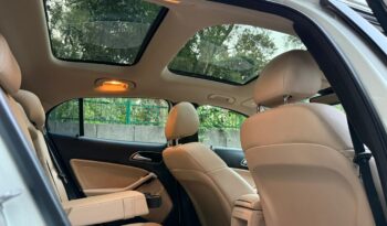MERCEDES-BENZ GLA 200 full