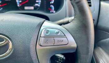 TOYOTA FORTUNER 4X4 full