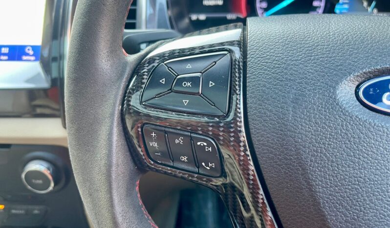 FORD ENDEAVOUR 2.2 TITANIUM 4X4 full
