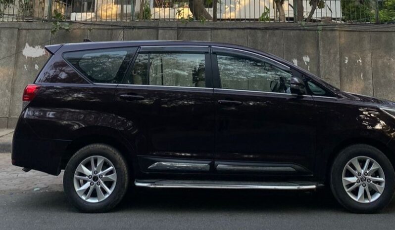 TOYOTA INNOVA CRYSTA G AT full