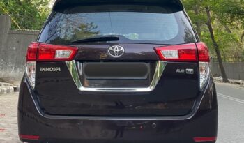 TOYOTA INNOVA CRYSTA G AT full