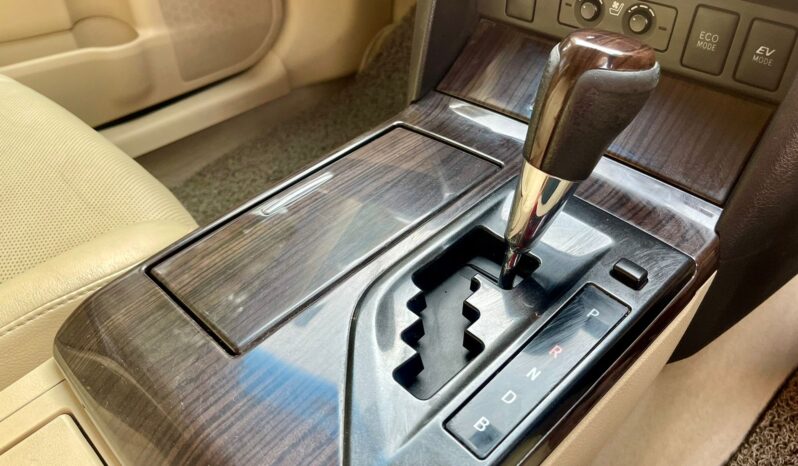 TOYOTA CAMRY HYBRID full