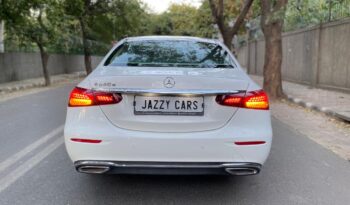 MERCEDES-BENZ E220D EXCLUSIVE full