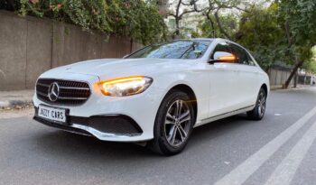 MERCEDES-BENZ E220D EXCLUSIVE full