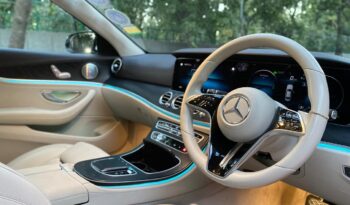 MERCEDES-BENZ E220D EXCLUSIVE full