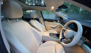 MERCEDES-BENZ E220D EXCLUSIVE full