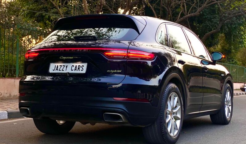 PORSCHE CAYENNE E-HYBRID full