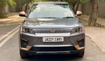 MAHINDRA XUV 400 EL TOP full