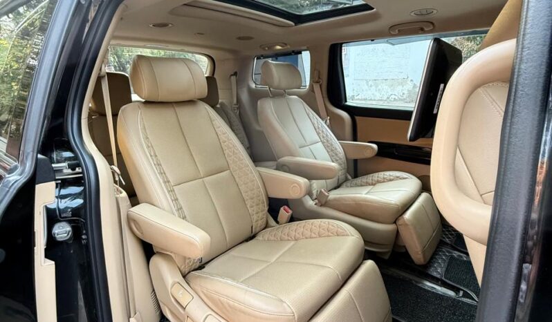 KIA CARNIVAL LIMOUSINE PLUS full