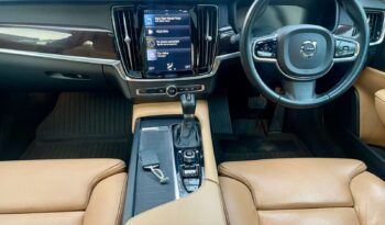 VOLVO S90 MOMENTUM full
