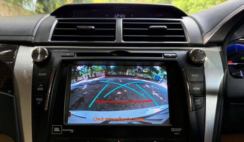 TOYOTA CAMRY HYBRID full