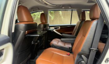 TOYOTA INNOVA CRYSTA 2.8 Z full