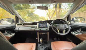 TOYOTA INNOVA CRYSTA 2.8 Z full