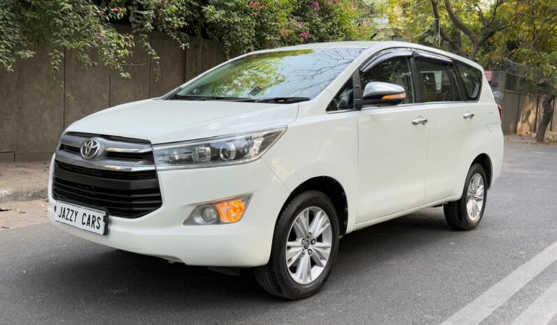 TOYOTA INNOVA CRYSTA 2.8 Z full