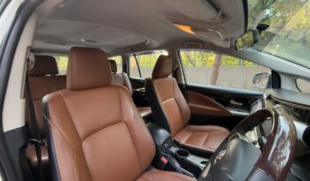 TOYOTA INNOVA CRYSTA 2.8 Z full